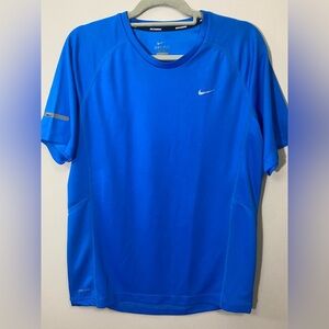NIKE MEN'S DRI-FIT MILER UV REFLECTIVE RUNNING CREW NECK TOP SHIRT SIZE M